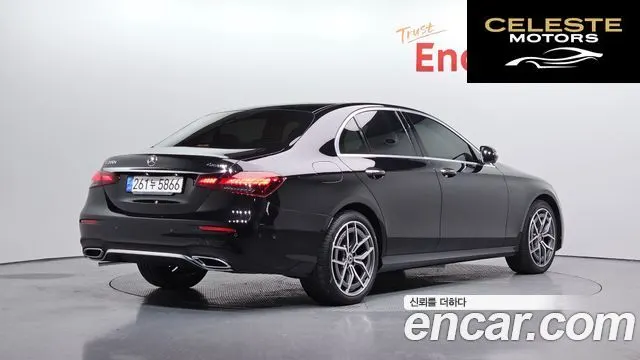 MERCEDES AMG E-Classe W213 E220d 4MATIC AMG Line 2022 — photo 2 sur 32