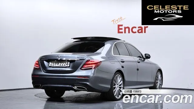 MERCEDES AMG E-Classe W213 E300 4MATIC AMG Line 2017 — photo 2 sur 35