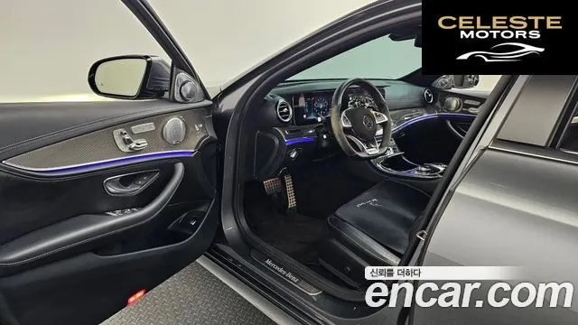 MERCEDES AMG E-Classe W213 E300 4MATIC AMG Line 2017 — photo 13 sur 35
