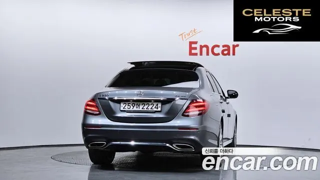 MERCEDES AMG E-Classe W213 E300 4MATIC AMG Line 2017 — photo 4 sur 35