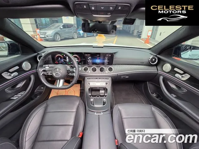 MERCEDES AMG E-Classe W213 E220d 4MATIC AMG Line 2022 — photo 11 sur 25