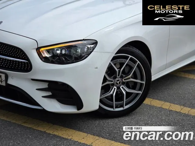 MERCEDES AMG E-Classe W213 E220d 4MATIC AMG Line 2022 — photo 2 sur 25