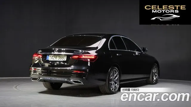 MERCEDES AMG E-Classe W213 E220d 4MATIC AMG Line 2021 — photo 2 sur 20