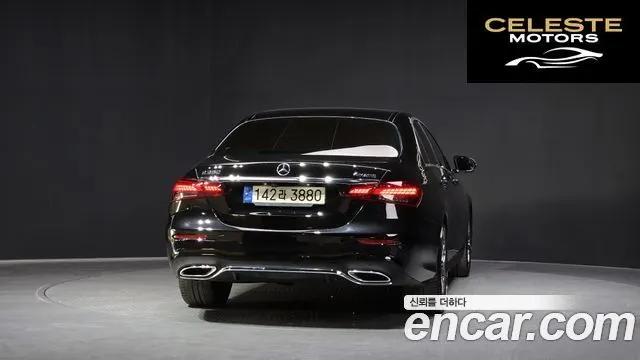 MERCEDES AMG E-Classe W213 E220d 4MATIC AMG Line 2021 — photo 4 sur 20