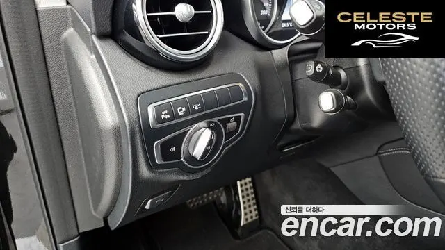 MERCEDES AMG GLC-Classe X253 GLC300 4MATIC AMG Line 2019 — photo 28 sur 33