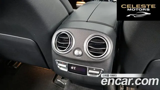 MERCEDES AMG GLC-Classe X253 GLC300 4MATIC AMG Line 2019 — photo 31 sur 33
