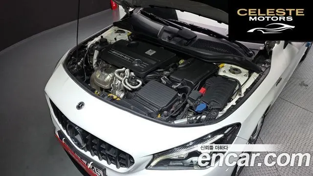 MERCEDES AMG CLA-Classe C117 CLA45 AMG 4MATIC 2018 — photo 6 sur 32