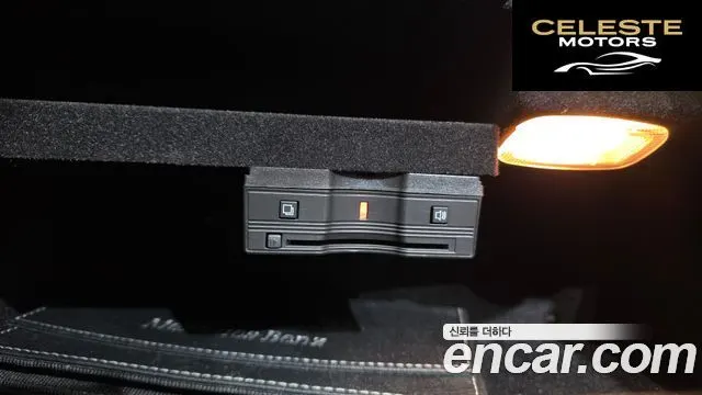 MERCEDES AMG C-Classe W205 C300e 4MATIC AMG Line 2020 — photo 31 sur 34