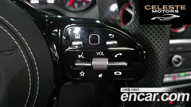 MERCEDES AMG CLA-Classe C117 CLA45 AMG 4MATIC 2018 — photo 29 sur 32