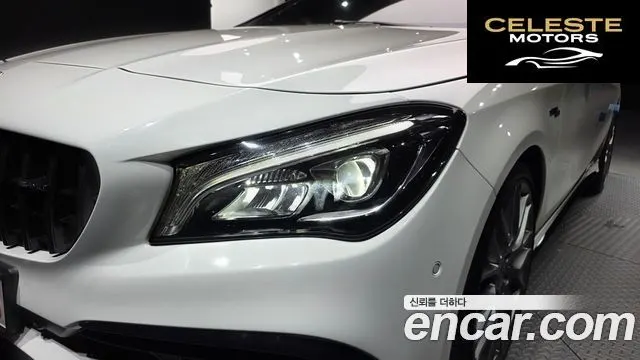 MERCEDES AMG CLA-Classe C117 CLA45 AMG 4MATIC 2018 — photo 8 sur 32