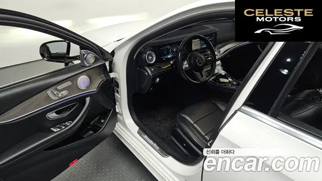 MERCEDES AMG E-Classe W213 E300 4MATIC AMG Line 2020 — photo 16 sur 31