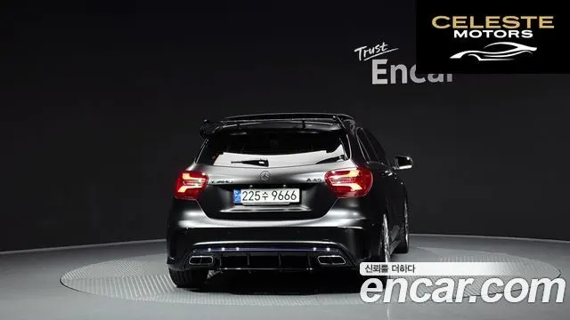 MERCEDES AMG A-Classe W176 A45 AMG 4MATIC 2017 — photo 4 sur 30
