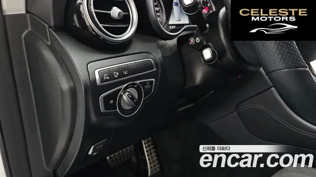 MERCEDES AMG GLC-Classe X253 GLC300 4MATIC AMG Line 2019 — photo 17 sur 20