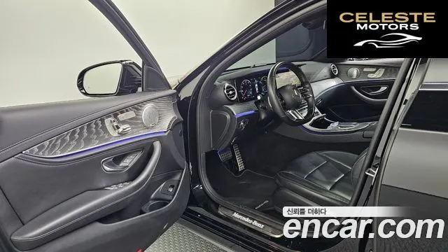 MERCEDES AMG E-Classe W213 E350 4MATIC AMG Line 2021 — photo 10 sur 20