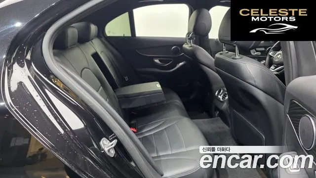 MERCEDES AMG C-Classe W205 C200 AMG Line 2017 — photo 17 sur 43