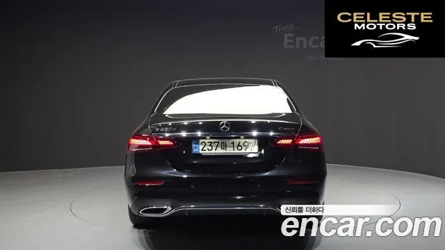 MERCEDES AMG E-Classe W213 E220d 4MATIC AMG Line 2022 — photo 4 sur 33