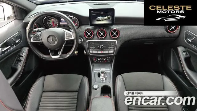 MERCEDES AMG A-Classe W176 A45 AMG 4MATIC 2017 — photo 7 sur 20