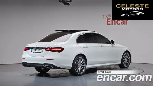 MERCEDES AMG E-Classe W213 E350 4MATIC AMG Line 2021 — photo 1 sur 36