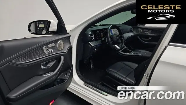 MERCEDES AMG E-Classe W213 E350 4MATIC AMG Line 2021 — photo 12 sur 36