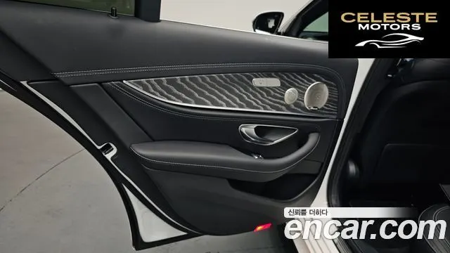 MERCEDES AMG E-Classe W213 E350 4MATIC AMG Line 2021 — photo 14 sur 36