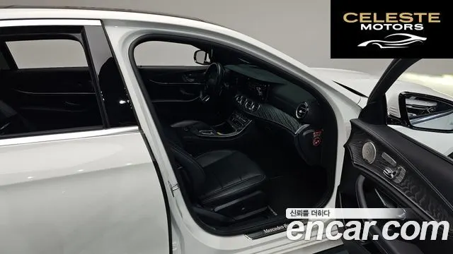 MERCEDES AMG E-Classe W213 E350 4MATIC AMG Line 2021 — photo 15 sur 36