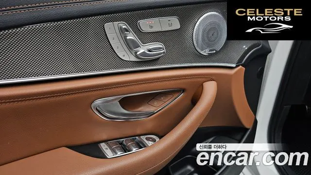 MERCEDES AMG E-Classe W213 E350 4MATIC AMG Line 2020 — photo 17 sur 20