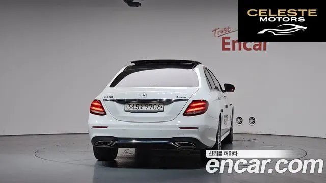 MERCEDES AMG E-Classe W213 E350 4MATIC AMG Line 2020 — photo 4 sur 20