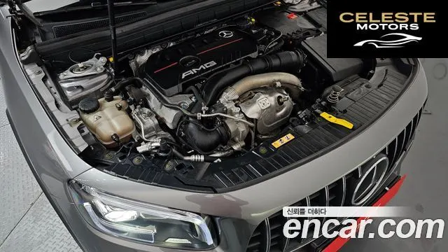 MERCEDES AMG GLB-Classe X247 AMG GLB35 4MATIC 2021 — photo 6 sur 32