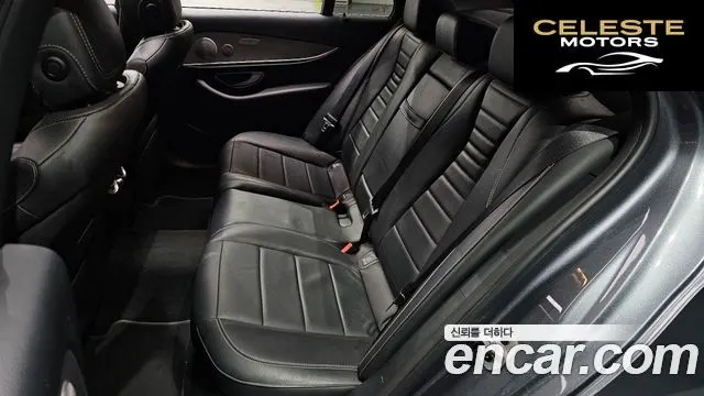 MERCEDES AMG E-Classe W213 E300 AMG Line 2019 — photo 11 sur 26