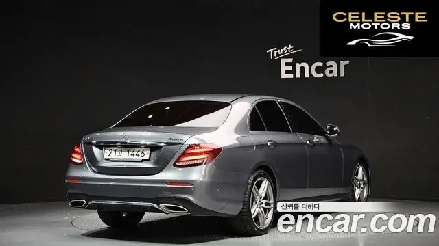 MERCEDES AMG E-Classe W213 E300 AMG Line 2019 — photo 2 sur 26