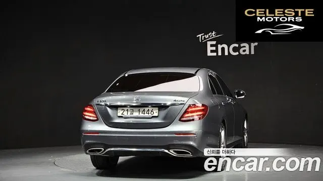 MERCEDES AMG E-Classe W213 E300 AMG Line 2019 — photo 4 sur 26