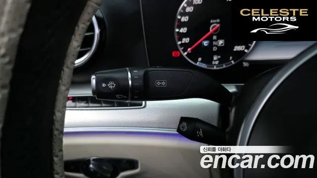 MERCEDES AMG E-Classe W213 E300 AMG Line 2019 — photo 17 sur 20