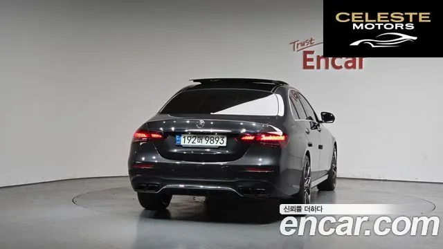 MERCEDES AMG E-Classe W213 E350 4MATIC AMG Line Edition 2021 — photo 4 sur 35