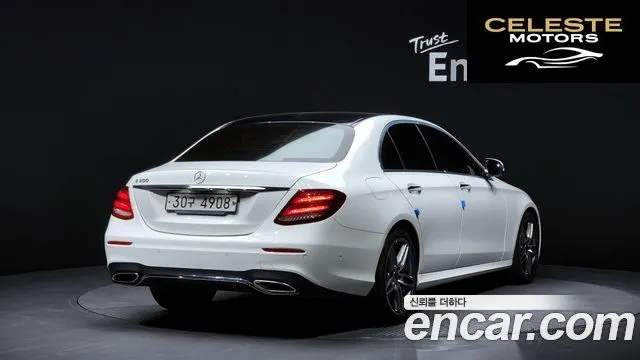 MERCEDES AMG E-Classe W213 E300 AMG Line 2019 — photo 2 sur 20