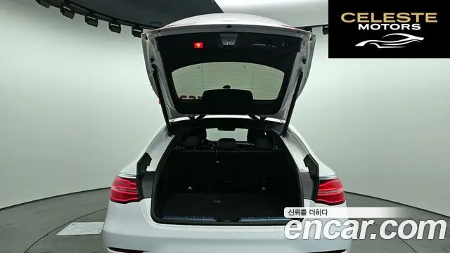MERCEDES AMG GLC-Classe X253 AMG GLC43 4MATIC Coupé 2019 — photo 26 sur 35
