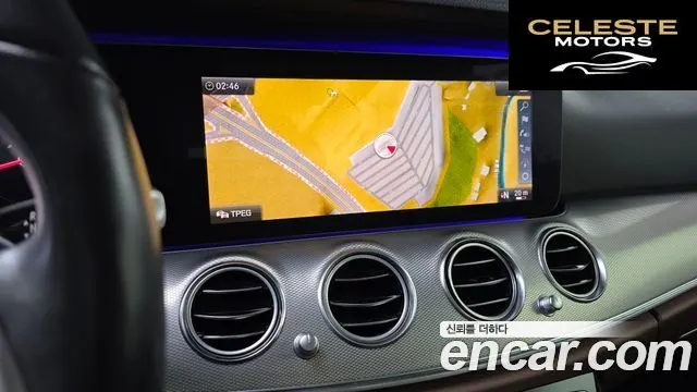 MERCEDES AMG E-Classe W213 E300 AMG Line 2019 — photo 13 sur 20