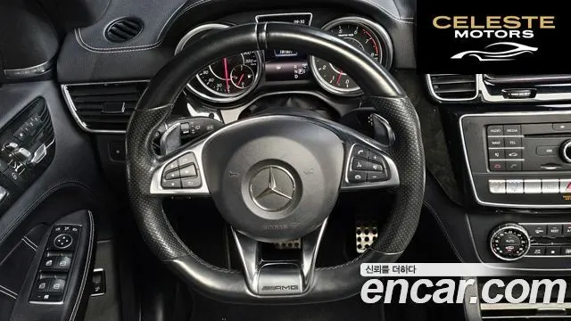 MERCEDES AMG GLE-Classe W166 AMG GLE63 4MATIC 2016 — photo 13 sur 25