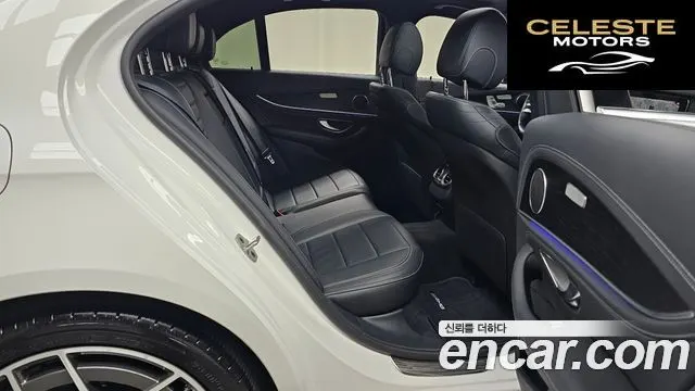 MERCEDES AMG E-Classe W213 E220d 4MATIC AMG Line 2021 — photo 11 sur 20