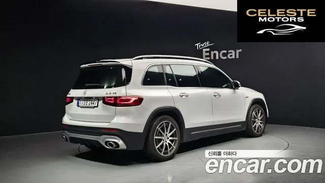 MERCEDES AMG GLB-Classe X247 AMG GLB35 4MATIC 2023 — photo 2 sur 30