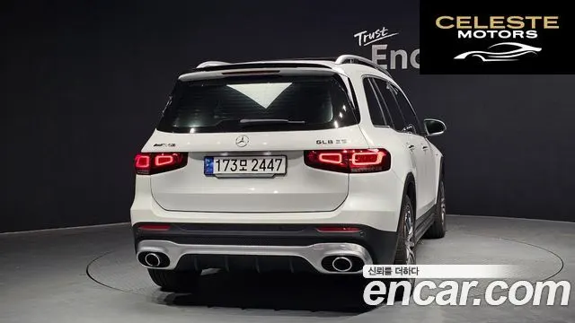MERCEDES AMG GLB-Classe X247 AMG GLB35 4MATIC 2023 — photo 4 sur 30