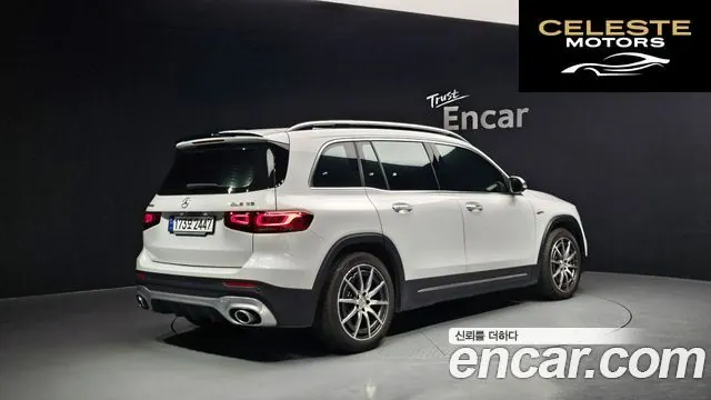 MERCEDES AMG GLB-Classe X247 AMG GLB35 4MATIC 2023 — photo 2 sur 30