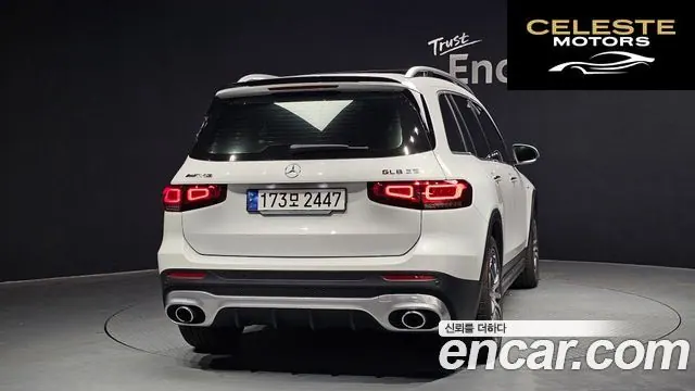 MERCEDES AMG GLB-Classe X247 AMG GLB35 4MATIC 2023 — photo 4 sur 30