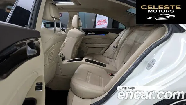 MERCEDES AMG CLS-Classe W218 CLS63 AMG S 4MATIC 2015 — photo 12 sur 20