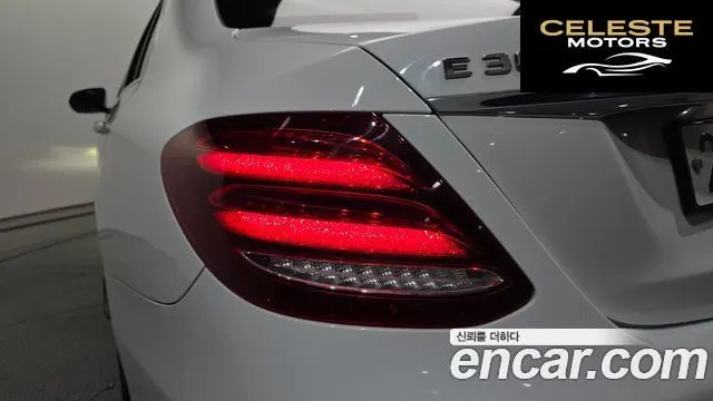 MERCEDES AMG E-Classe W213 E300 AMG Line 2019 — photo 9 sur 30