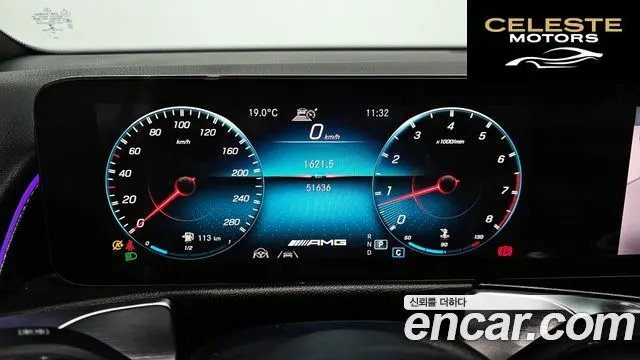 MERCEDES AMG GLB-Classe X247 AMG GLB35 4MATIC 2021 — photo 11 sur 31