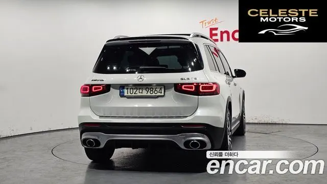 MERCEDES AMG GLB-Classe X247 AMG GLB35 4MATIC 2021 — photo 4 sur 31