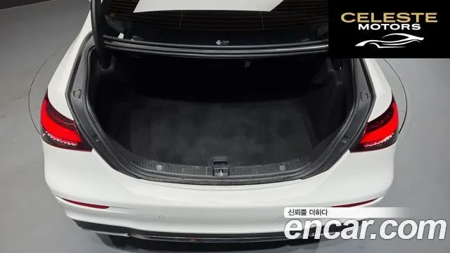 MERCEDES AMG E-Classe W213 E250 AMG Line 2023 — photo 23 sur 32
