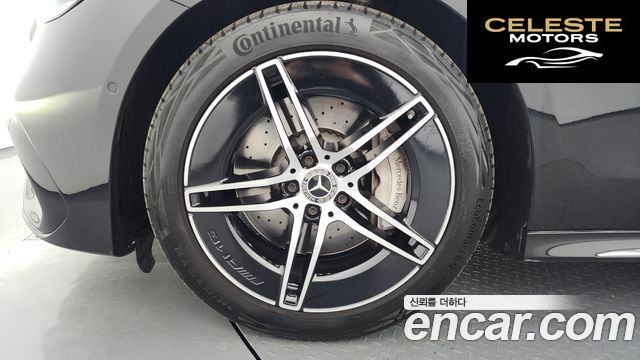MERCEDES AMG E-Classe W214 E300 4MATIC AMG Line 2024 — photo 37 sur 43