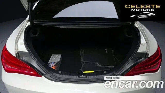 MERCEDES AMG CLA-Classe C117 CLA45 AMG 4MATIC 2016 — photo 19 sur 20