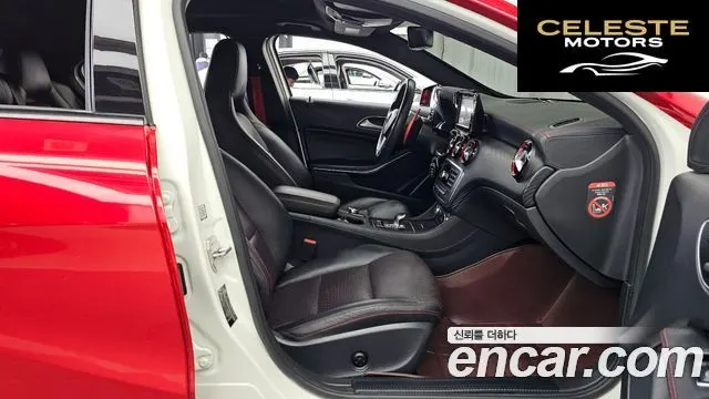 MERCEDES AMG A-Classe W176 A45 AMG 4MATIC 2015 — photo 11 sur 20
